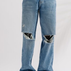 Men's Knee Ripped Straight Jeans